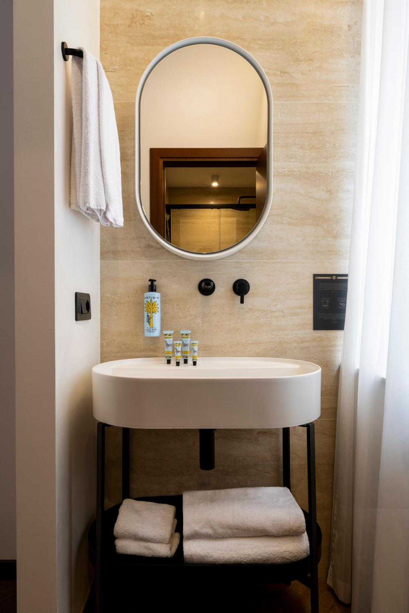 Boutique Hotel Piedra Rome City Centre Eksteriør bilde